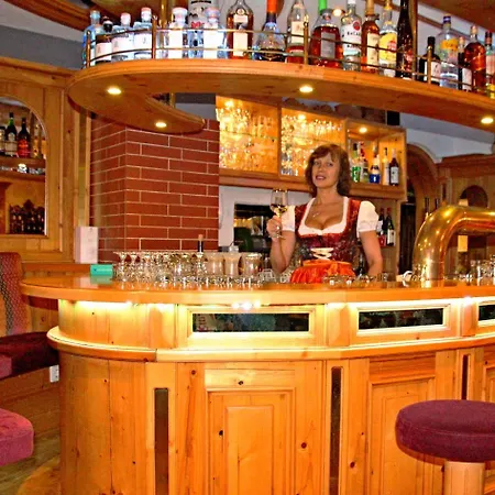 Отель Jaegerhof 3*